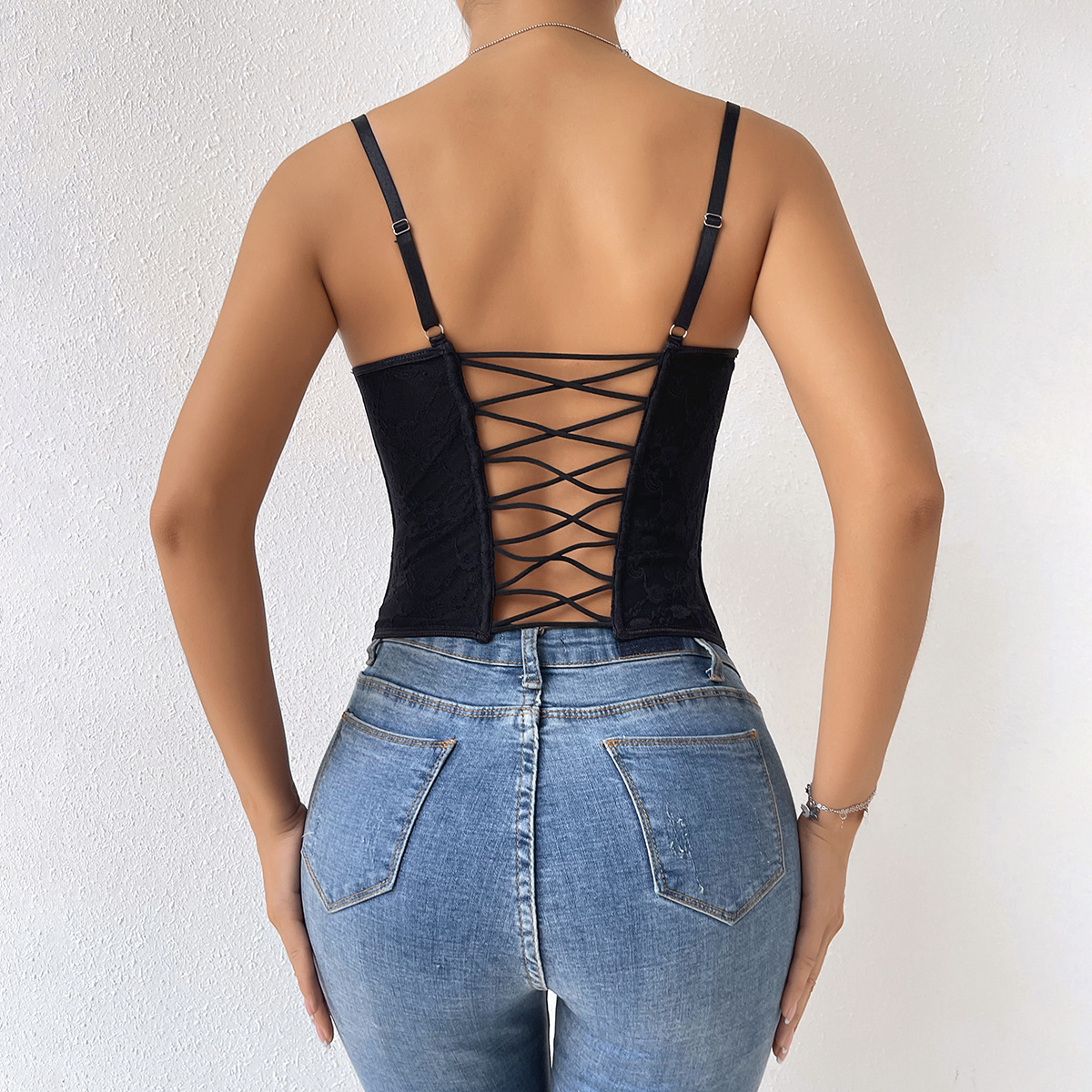 Solid Color Lace Strapless Fishbone Underwire Bustier Crop Top with Back Hook Closure – Elegant & Seductive Women’s Vest