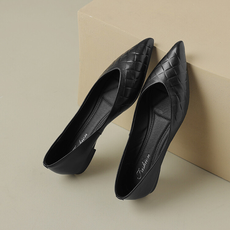 Pointed Toe Flat Loafer with Crochet Weave – Korean Style Retro Minimalist Women’s Shoes