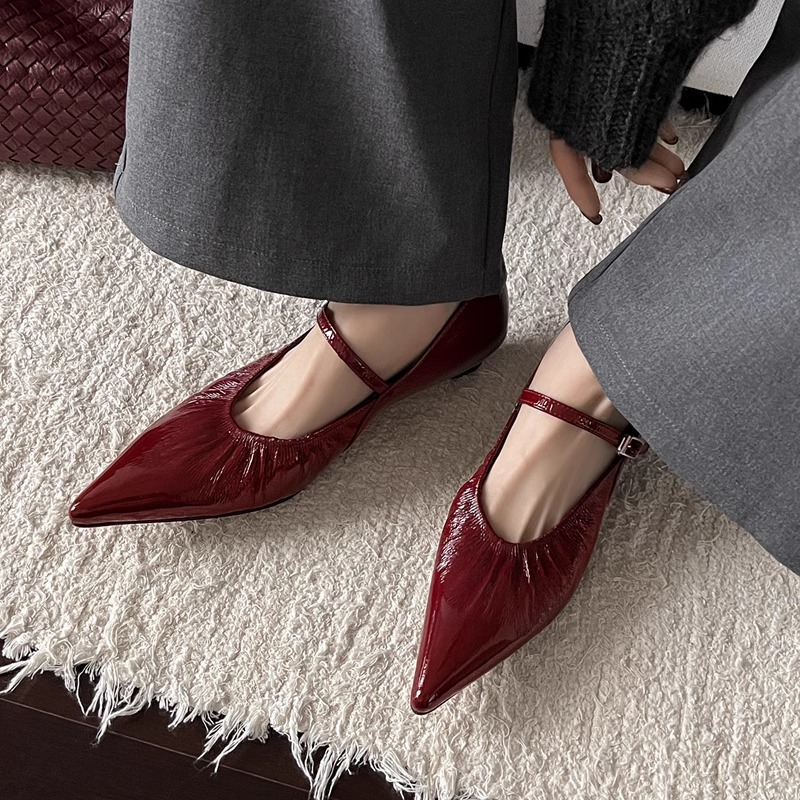 Elegant Pointed Toe Mary Jane Loafer with Pleated Detail & Ankle Strap – Genuine Leather Low Heel Women’s Shoes