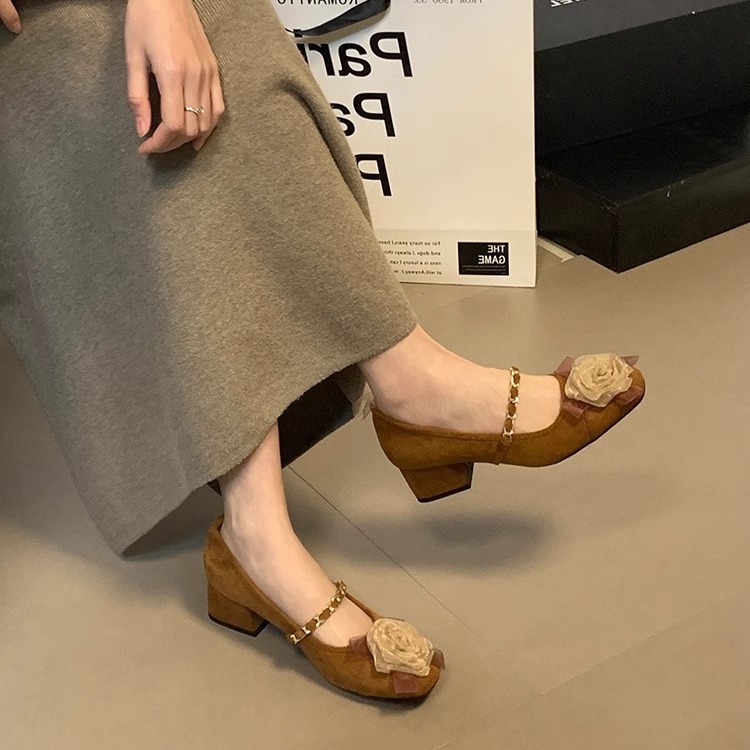 French Vintage Suede Block Heel Mary Jane Shoes with Rose Detail – Women’s Fairy Style Spring Flat Sandals 2025