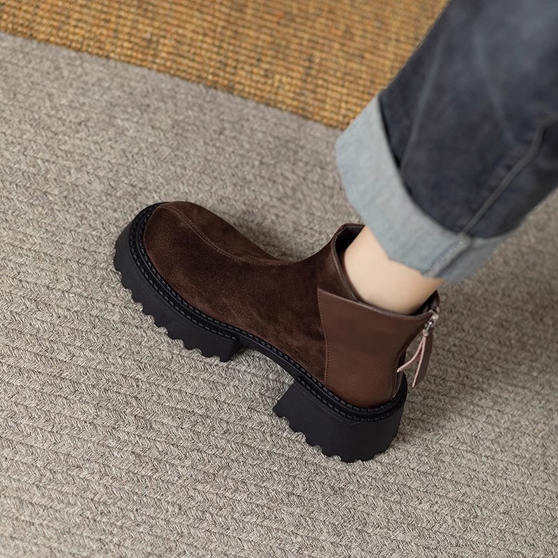 Brown Vintage Round Toe Genuine Leather Thick Sole Ankle Boots for Women – 2025 Autumn Winter New Arrival Fashion Short Boots with Elevating Sole