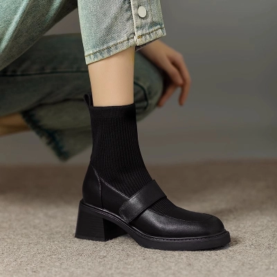 British Style Square Toe Elastic Pearl Sock Boots for Women – Mid Heel Collegiate Short Boots with Leather Paneling 2025 Spring Summer New Arrival 01