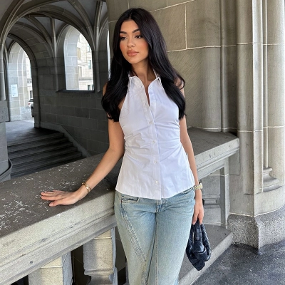 Sleeveless Collarless Halter Neck Solid Color Blouse for Women – Sexy Backless Ruched Waist Chic Top 2025 Summer New Arrival 02