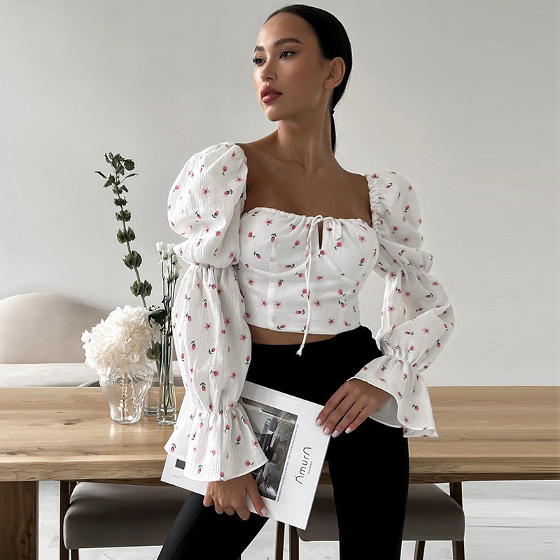 Sweet & Fresh Square Neck Puff Sleeve Tie Floral Crop Top – French Romantic Style Women’s Blouse