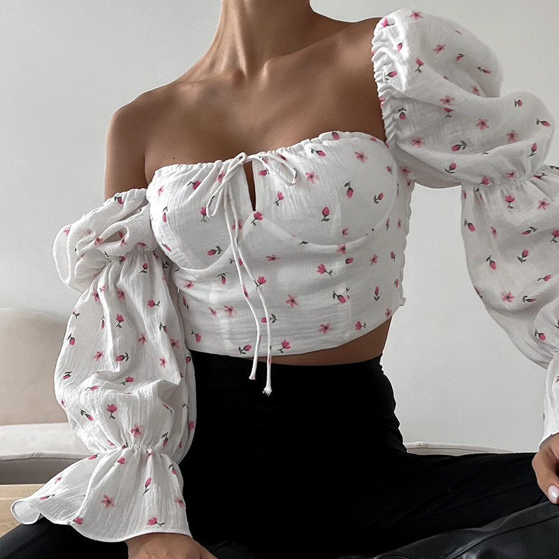 Sweet & Fresh Square Neck Puff Sleeve Tie Floral Crop Top – French Romantic Style Women’s Blouse