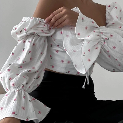 Sweet & Fresh Square Neck Puff Sleeve Tie Floral Crop Top – French Romantic Style Women’s Blouse 02