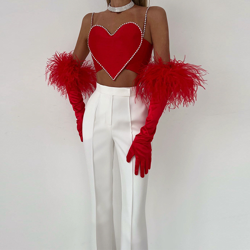 Sexy Heart Crystal Halter Crop Top – Flirty & Sparkly Tube Top