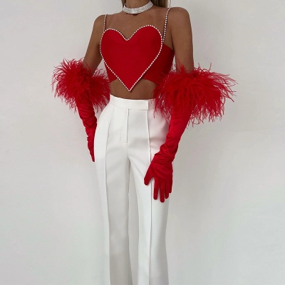 Sexy Heart Crystal Halter Crop Top – Flirty & Sparkly Tube Top 01