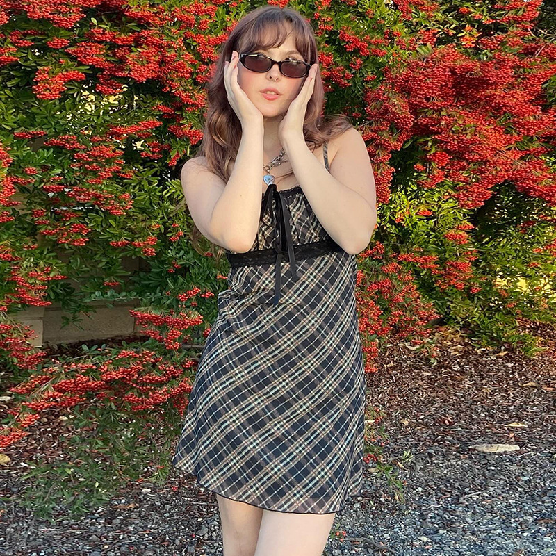 French Summer New Arrival Sweet & Fresh Gingham Strapless Dress with Lace and Tulle Insert – Romantic Midi Dress