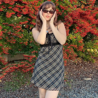 French Summer New Arrival Sweet & Fresh Gingham Strapless Dress with Lace and Tulle Insert – Romantic Midi Dress 02