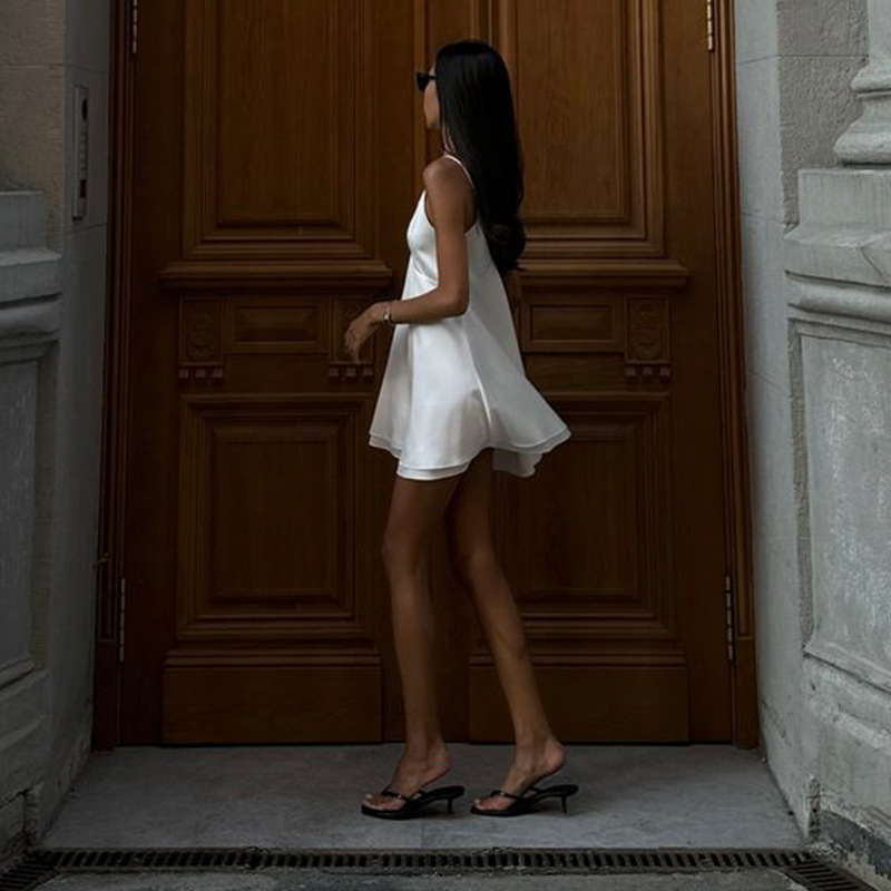 Elegant V-Neck Lace Trim Spaghetti Strap Satin Sleep Dress – Cozy & Flirty Lounge Dress