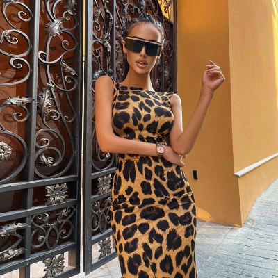 Sexy Leopard Print Sleeveless Backless Bodycon Midi Dress – Edgy & Seductive Style 01