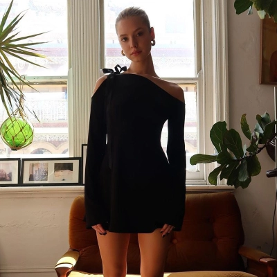 Sexy Off-Shoulder Strapless Long Sleeve Bodycon A-Line Midi Dress – Slimming Solid Color Dress 02