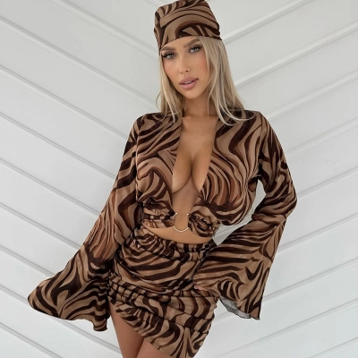 Sexy Flare Sleeve Cardigan & Bodycon Mini Skirt Set – Trendy Print Outfit for Party, Club & Streetwear 01