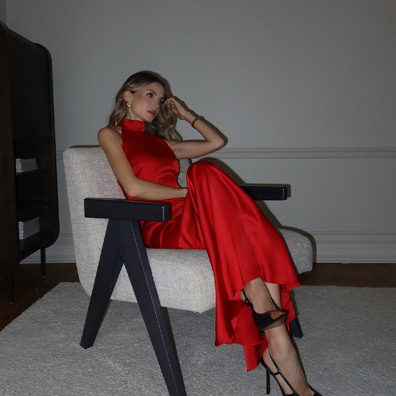 Sleeveless Halter Neck Open Back Satin Mermaid Bodycon Dress – Elegant Evening Gown for Red Carpet, Party & Formal Events