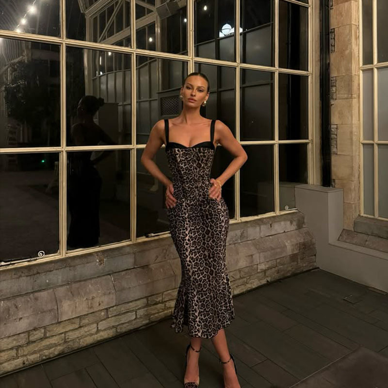 Sexy Leopard Print Strapless Long Bodycon Dress – Fashionable Women’s Evening Gown for Party, Club & Date Night