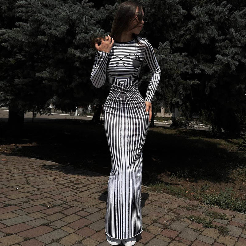 Round Neck Long Sleeve 3D Stripe Print Bodycon Dress – Flattering Slim Fit Dress for Office, Date & Everyday Wear
