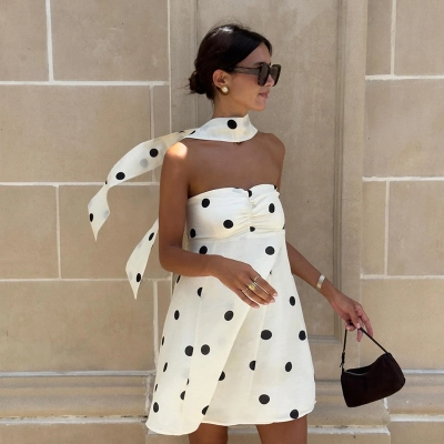 Elegant Strapless Polka Dot Print Midi Dress with Scarf – Stylish Loose Fit Women’s Outfit for Casual, Date & Office Wear 01
