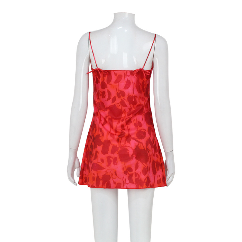 Sexy V-Neck Printed Red Halter Mini Dress – Hot Girl Vacation Style for Beach, Pool Party & Summer Travel