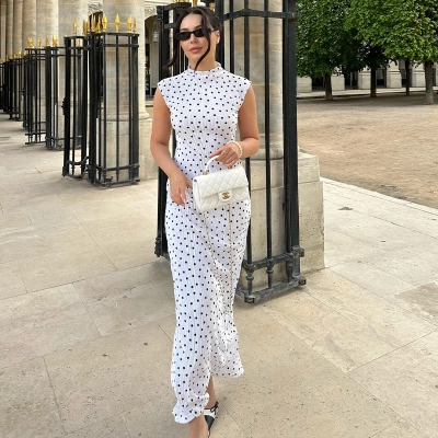 French-Chinoiserie Polka Dot Fit-and-Flare Dress – Round Neck Sleeveless Qipao-Inspired Mini for Tea Party & Date 01