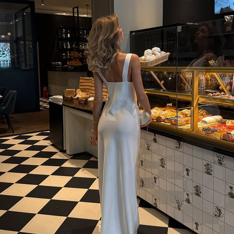 French Elegance Sleeveless V-Neck Satin Bodycon Long Dress – Elegant Women's Evening Gown