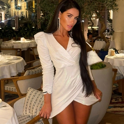 Mature Chic Metallic Foil V-Neck Long Sleeve Solid Color Pencil Dress – Slim-Fit Elegant Sheath Dress for Women 01