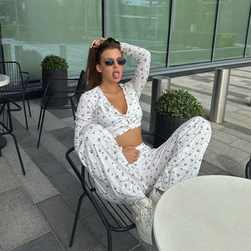 Minimalist Floral Ribbed Crop Top & Long Pant Set – Women's Lounge & Casual Two-Piece Pajama Outfit