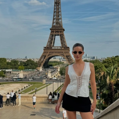 French Lace Trim V-Neck Crop Cami Top – Elegant Sheer Detail Cute Bustier for Women 01