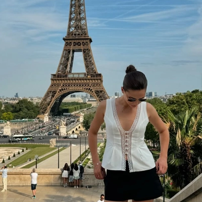 French Lace Trim V-Neck Crop Cami Top – Elegant Sheer Detail Cute Bustier for Women 02