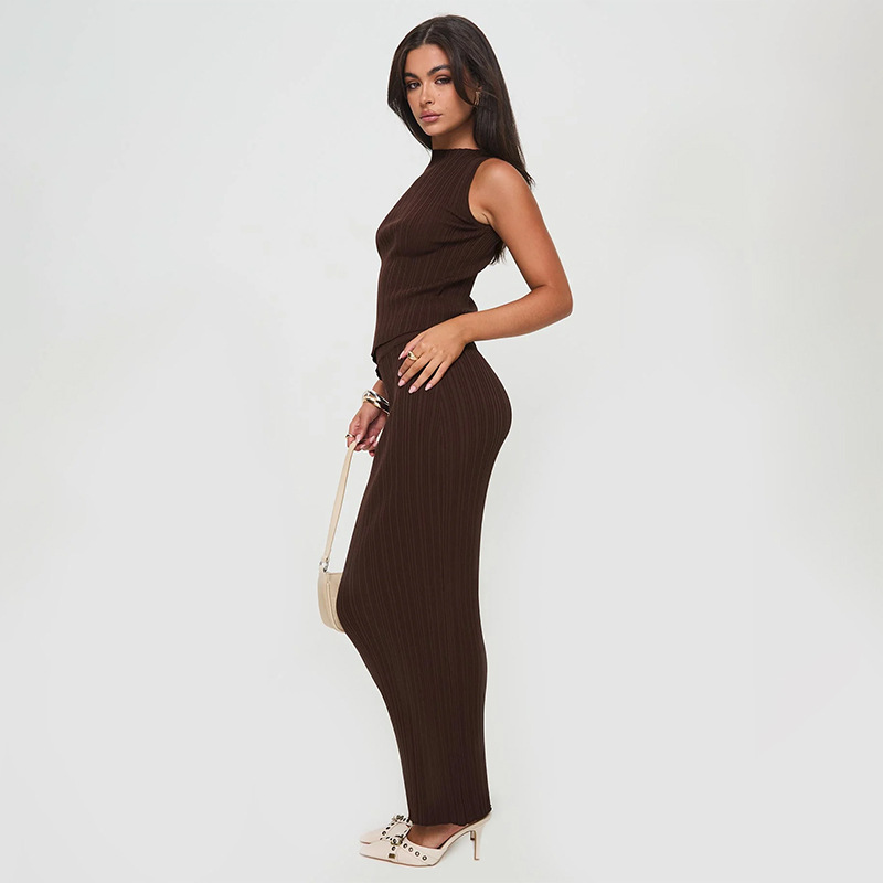 Solid Color Round Neck Asymmetrical Top & High-Waisted Long Skirt Set – Fitted 2-Piece Outfit for Women