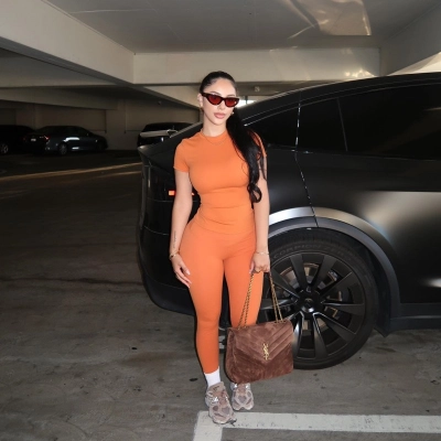 Solid Color Round Neck Short Sleeve Tee & Fitted High-Waisted Pants Set – Casual 2-Piece Outfit for Women 02