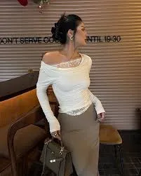 Women's Faux Two-Piece Waist-Cinching Lace Long T-Shirt review Sarah Parker