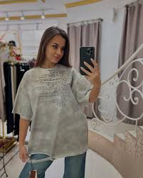 Designsoo Unisex Distressed Letter Print Summer T-Shirt review Sophia Lewis