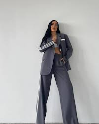 Designsoo Color-Block Commuter Style Sophisticated Two-Piece Suit Set review Liam Carter