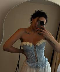 Women's Embroidered Floral Lace Crop Top with Fishbone Structure – Handmade Flower Detail Bralette review Emily Johnson