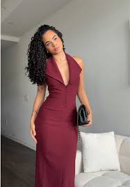 Designsoo Fashionable Halter Collar Bodycon Midi Dress with Open Back review Emily Johnson