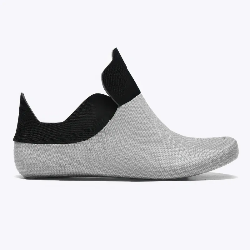 Hunt (Black)