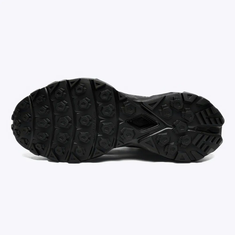 Hunt (Black)