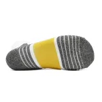 Antibacterial and deodorizing socks