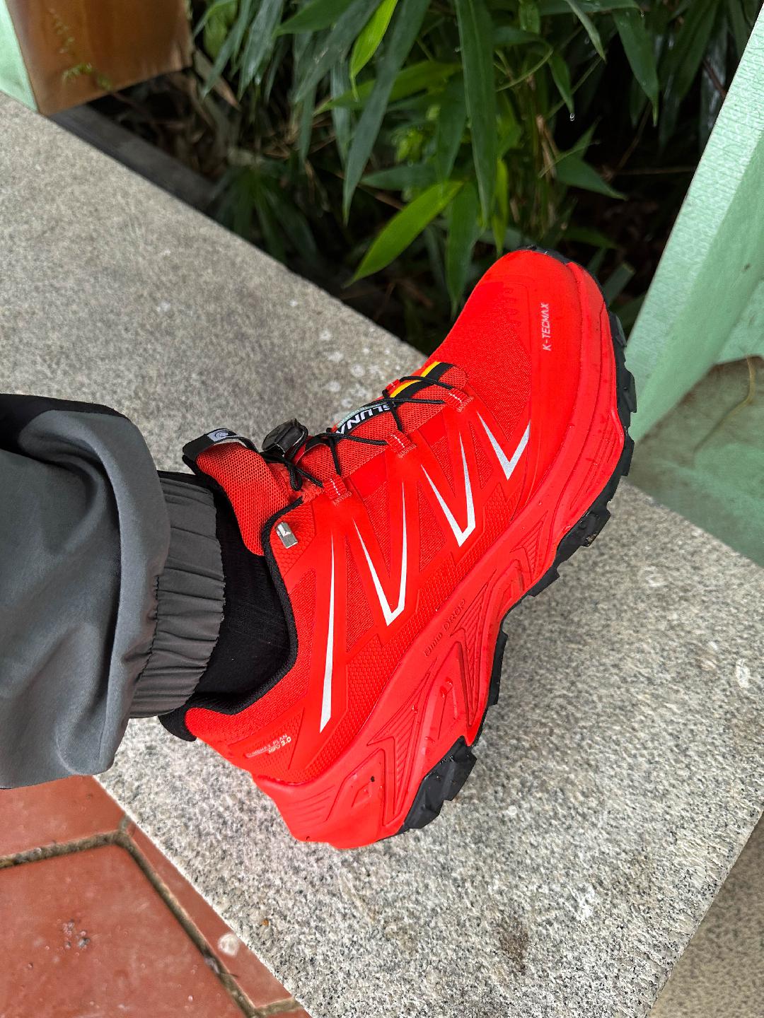 Grove (Red)  review Twisted Wrister 01