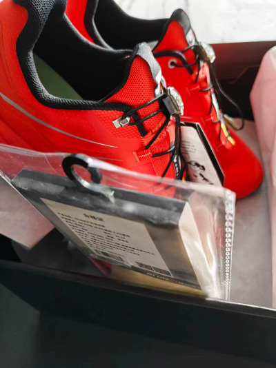 Grove (Red)  review Twisted Wrister 01