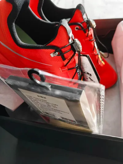 Grove (Red)  review Twisted Wrister 01
