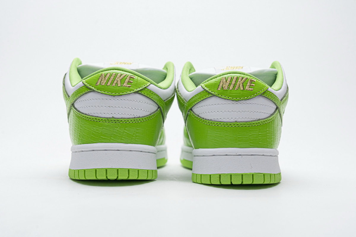 PK God Nike SB Dunk Low Supreme Stars Mean Green DH3228-101