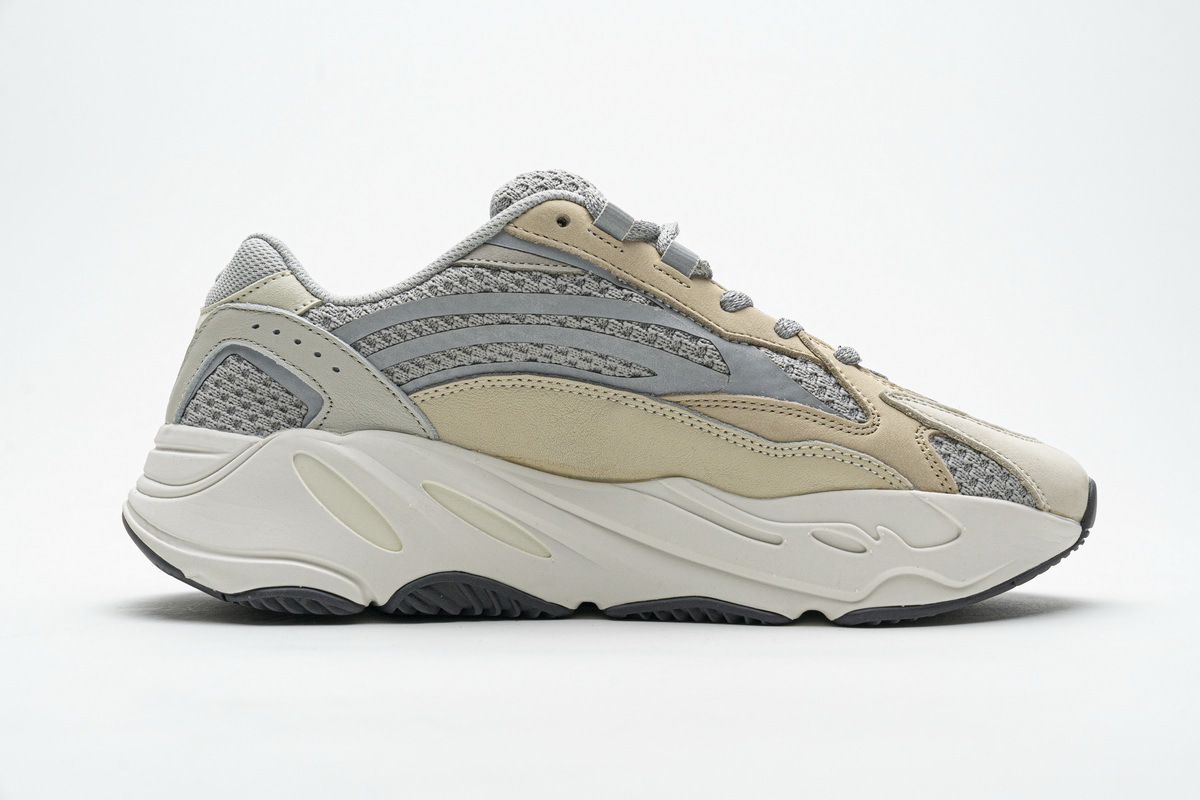 LJR adidas Yeezy Boost 700 V2 Cream GY7924
