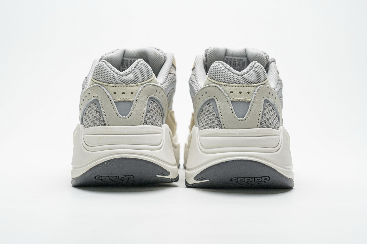 LJR adidas Yeezy Boost 700 V2 Cream GY7924