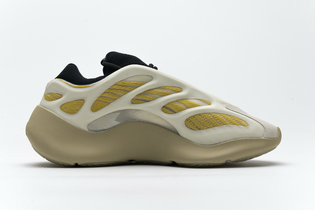 LJR adidas Yeezy 700 V3 Safflower G54853