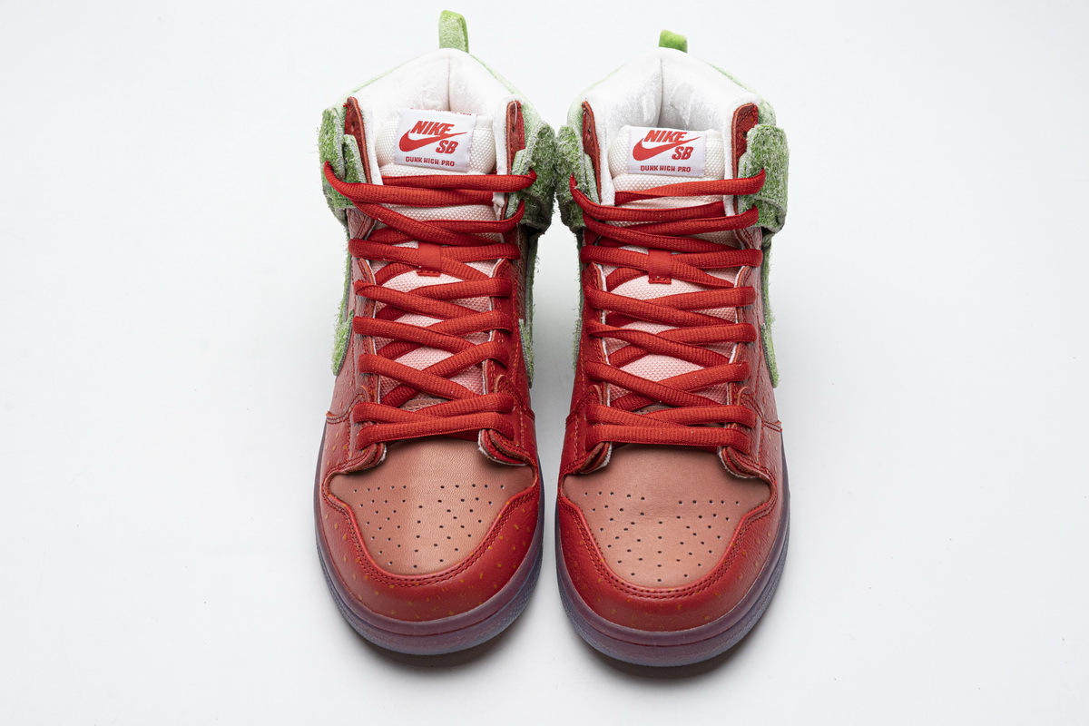 PK God Nike SB Dunk High Strawberry Cough CW7093-600