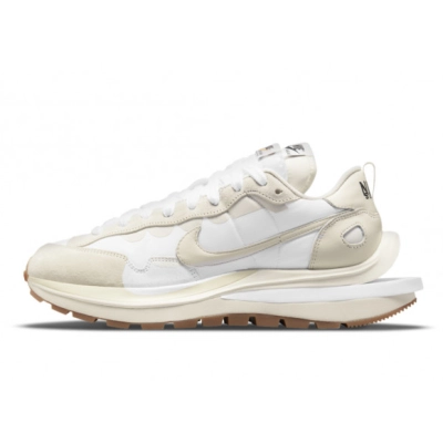 LJR Nike Vaporwaffle Sacai Sail Gum DD1875-100 01
