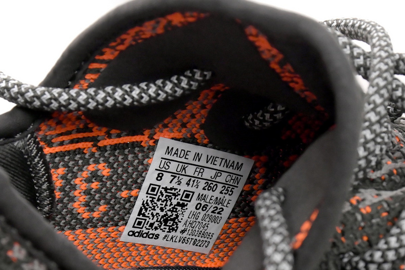 LJR adidas Yeezy Boost 350 V2 Dark Beluga HQ7045