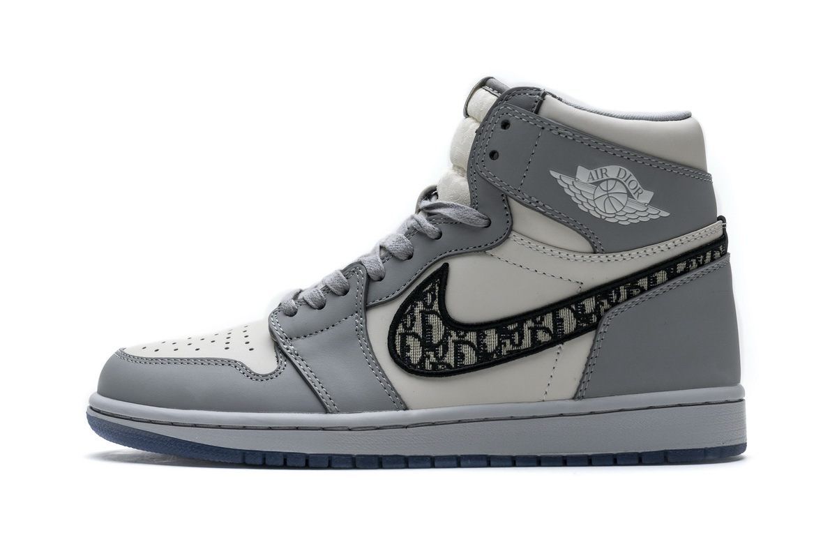 Yes Sneaker Air Jordan 1 Retro High CN8607-002